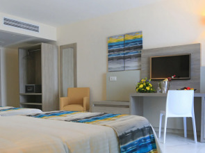 Riviera Spa Resort – Adults Only