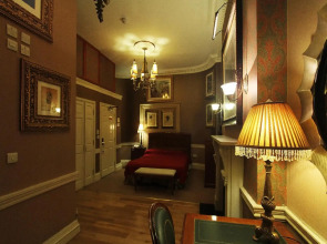 Opulence Boutique Hotel