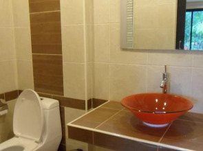 Manohra Cozy Village