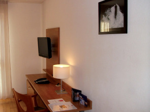 Séjours & Affaires Angers Atrium