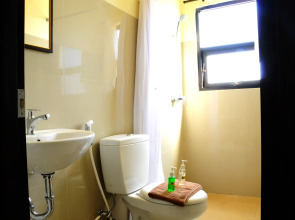 The Hill Ungasan House