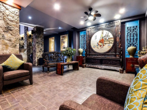 Lap Roi Karon Beachfront