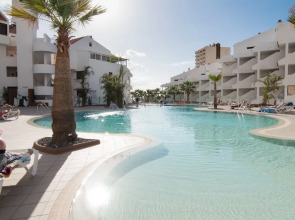 Paloma Beach Apartments