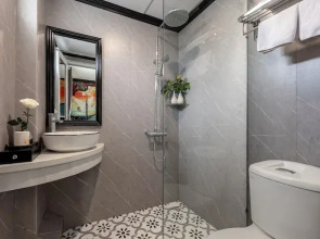 Hanoi Elpis Hotel & Spa