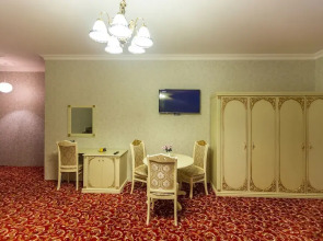 Отель Iva Old City