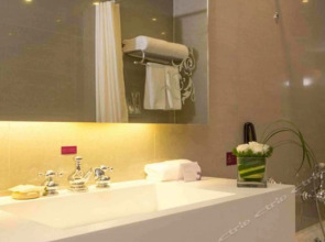 Grand Mercure Hotel Hualing