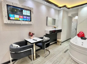 Taksim Larissa Hotel Suites
