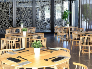 Отель AxelBeach Ibiza Spa & Beach Club - Adults Only Hotel