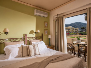 Socrates Hotel Malia Beach