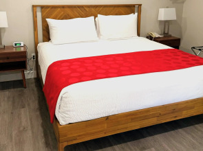 Ramada by Wyndham Los Angeles/Koreatown West