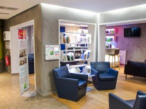 ibis Styles Paris Tolbiac Bibliotheque