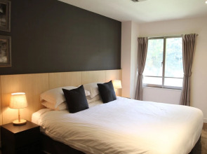 The Ridge Hotel & Apartments