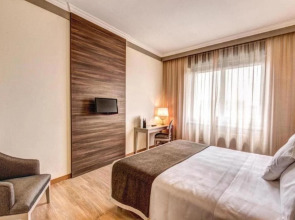 Отель Romana Residence