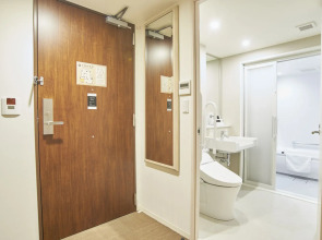 Quintessa Hotel Tokyo Haneda Comic & Books