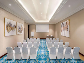 Wyndham Grand Doha West Bay Beach