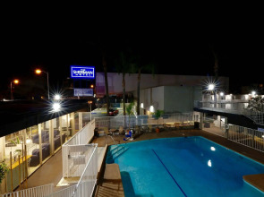 The Sojourn Los Angeles - Sherman Oaks