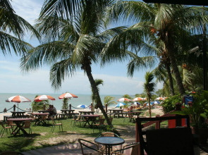 Rainbow Paradise Beach Resort