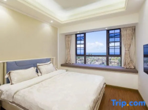 Yihai blue sky apartment (Lingshui Coral Sea store)