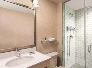 Four Points By Sheraton New York Downtown