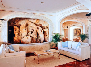 COLONNA RESORT, a Colonna Luxury Beach Hotel, Porto Cervo