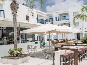 Tsokkos Holiday Hotel Apartments