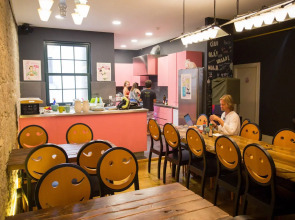 Nice Way Porto Hostel