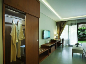 The Astari Villa & Residence