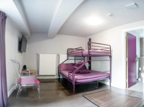 Safestay London Kensington Holland Park