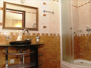 Adler Gold Guest House