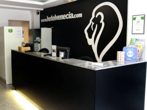 Venecia Plaza Centro Hotel