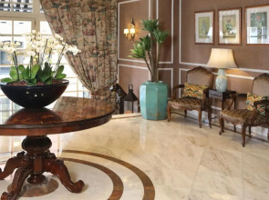 Отель Lisboa Plaza - Avenida, a Lisbon Heritage Collection