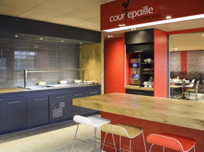 ibis Saint-Denis Stade Ouest