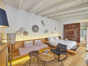 Puro Oasis Urban Hotel