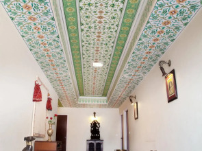 Anuraag Villa