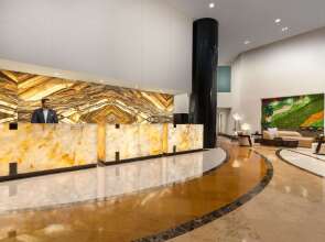 Trump International Beach Resort