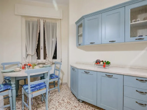 Laigueglia Holidays - 200m From Sea