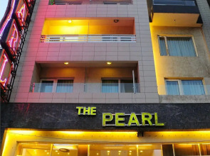 Hotel The Pearl - Newly Renovated in City Centre