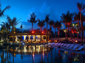 Отель W Bali Seminyak