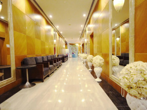 Grand Continent International Hotel