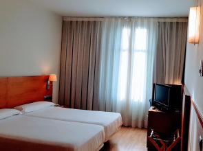 Отель Onix Rambla