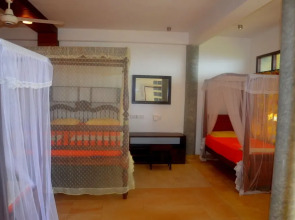 Time N Tide Beach Resort