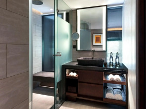 The Laguna, a Luxury Collection Resort & Spa, Nusa Dua, Bali