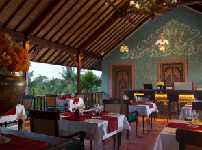 Отель Dwaraka The Royal Villas