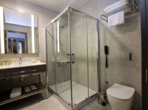 DoubleTree by Hilton Hotel Izmir Airport