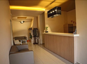 Niriides Beach Hotel