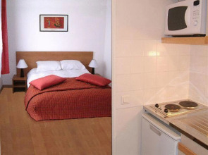 Séjours & Affaires Paris Nanterre