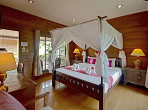 Thai Thai Sukhothai Resort