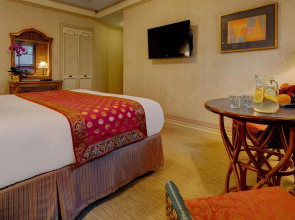 Casablanca Hotel by Library Hotel Collection