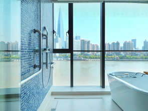 Hotel Indigo Shanghai on The Bund by IHG