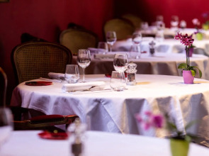 L'Hermitage Gantois, Autograph Collection